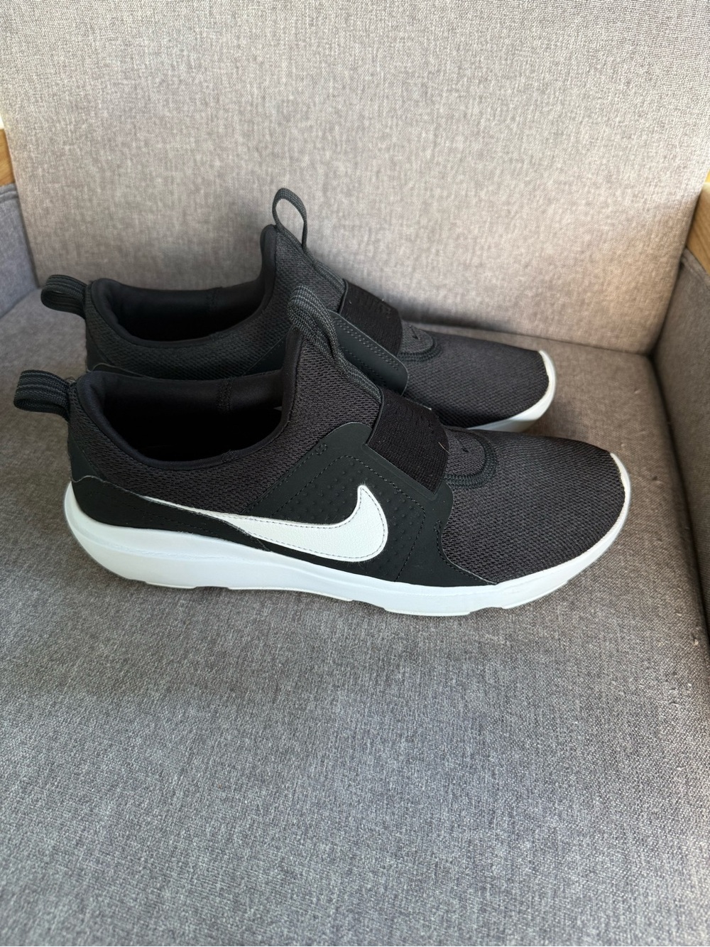 Nike Kids Black Slip-On Sneakers with White Swoosh